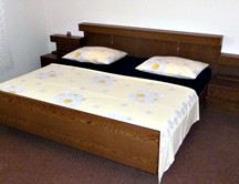 Schlafzimmer 1b